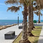 Apartment Cosy 200m From The Sea