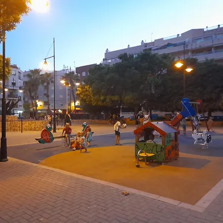 Cosy 200m From The Sea *