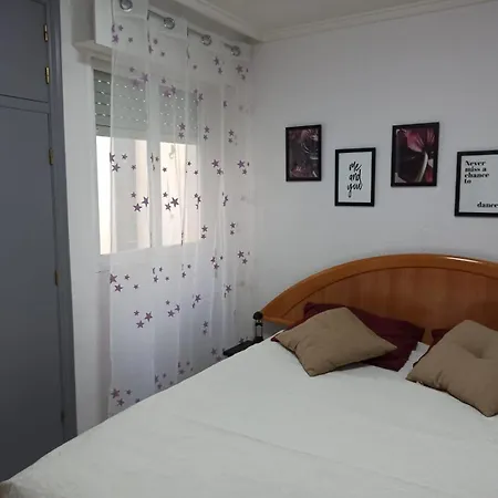 Cosy 200m From The Sea Апартаменты