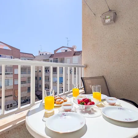 Cosy 200m From The Sea Torrevieja