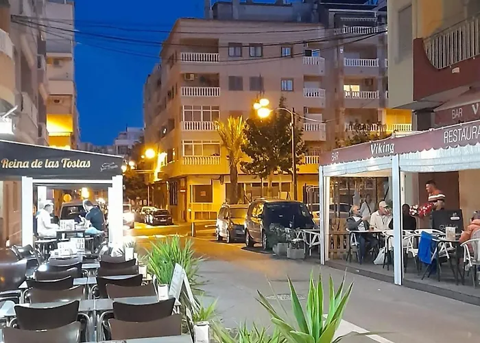 Cosy 200m From The Sea شقة تورّيفيِخا
