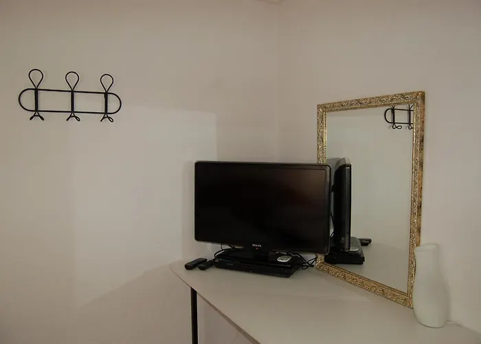 Cosy 200m From The Sea Apartman