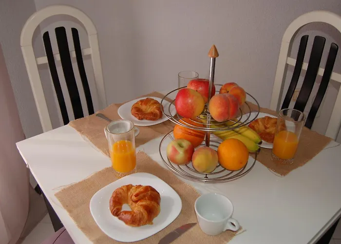 Cosy 200m From The Sea *